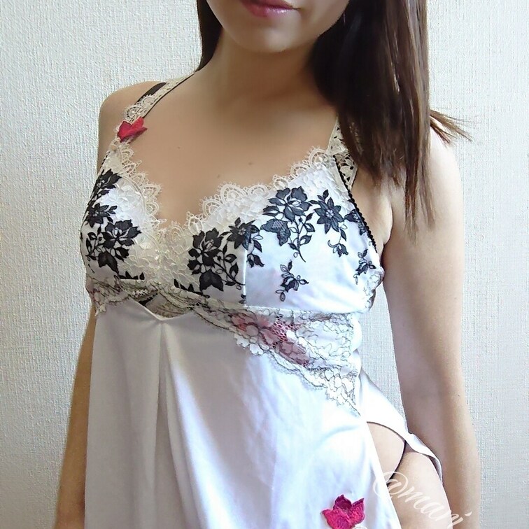 お久し振り♥な、サルートのマリー・アントワネット！
 やっぱりホワイトが一番好きです♥♥
 背中に羽根があるみたいで