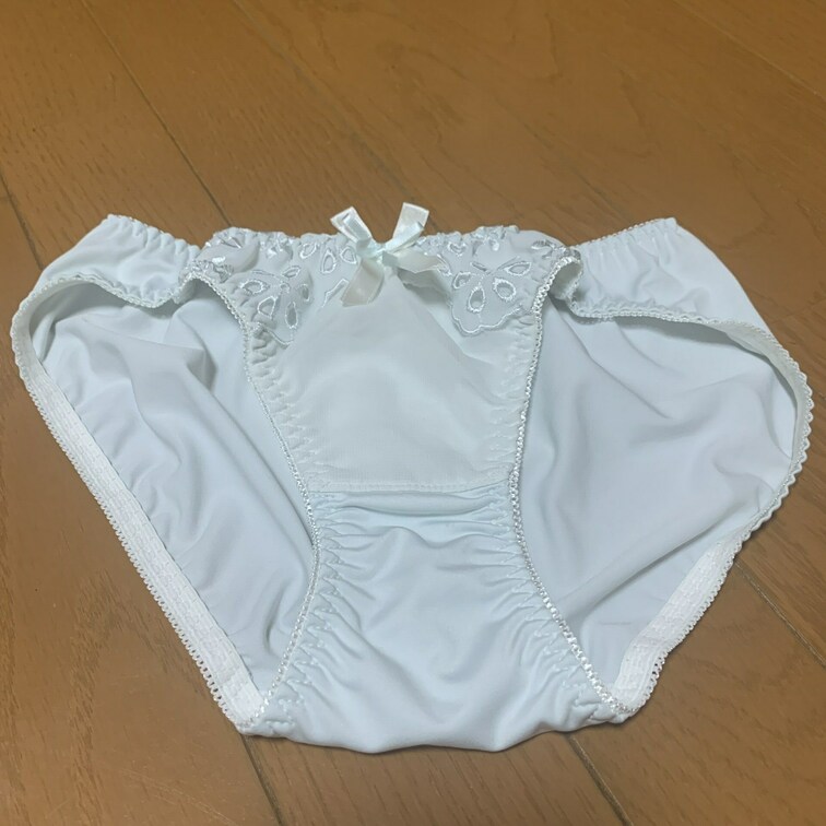 リナの今日のパンツです🥰