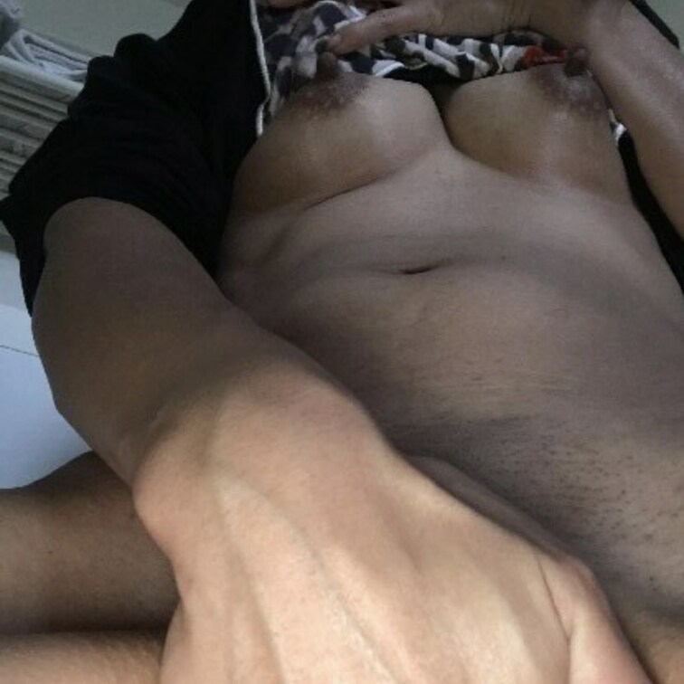Gカップおっぱいとパイパンまんこ♥️