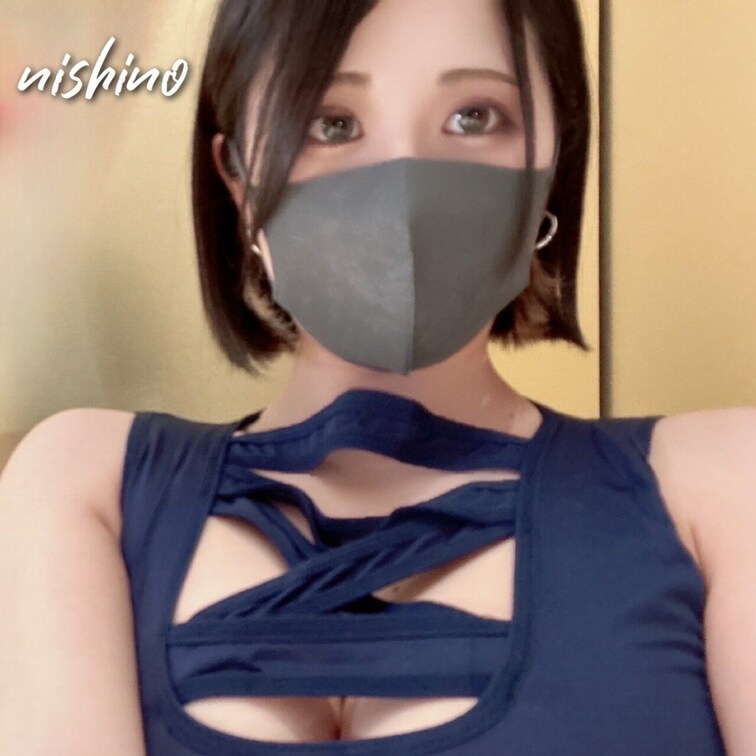西野さん自前のエロ衣装セルフ動画です☆
それを着てもらいぬるぬる遊びのフル動画はこちらになります
https://m