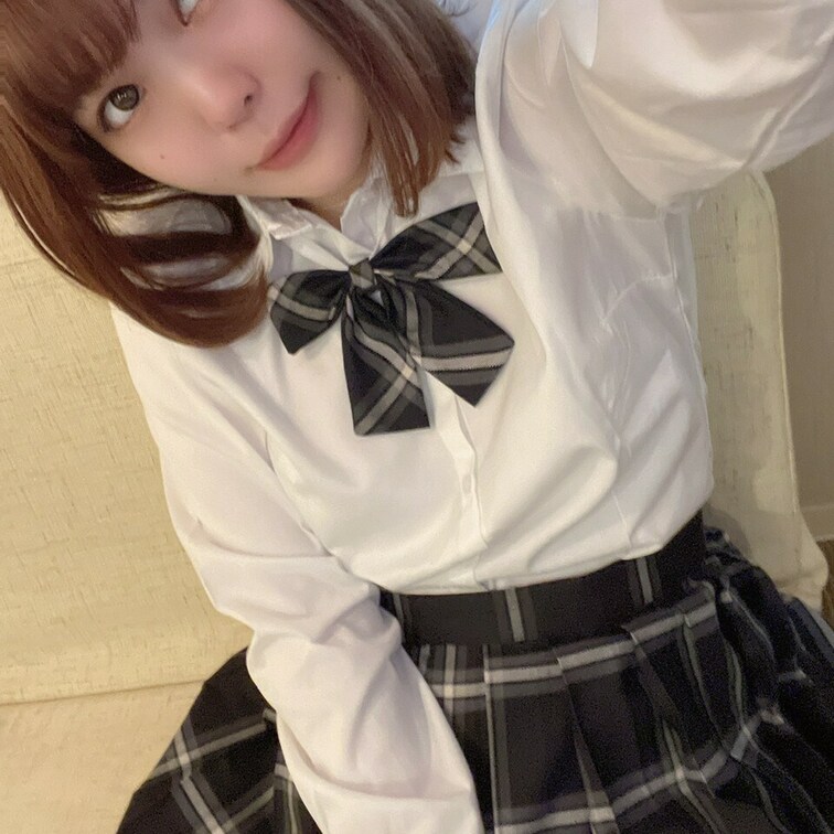 久しぶりに自撮りあげるのだヽ(*´∀`)ノ