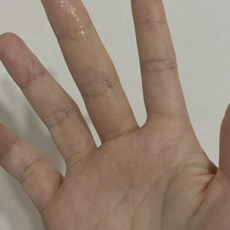 オナニーした後、おまんこがとろとろだった〜_(´ω`_　)_💓

指が抜けないくらいだったよ٩(๑> ₃ <)۶
