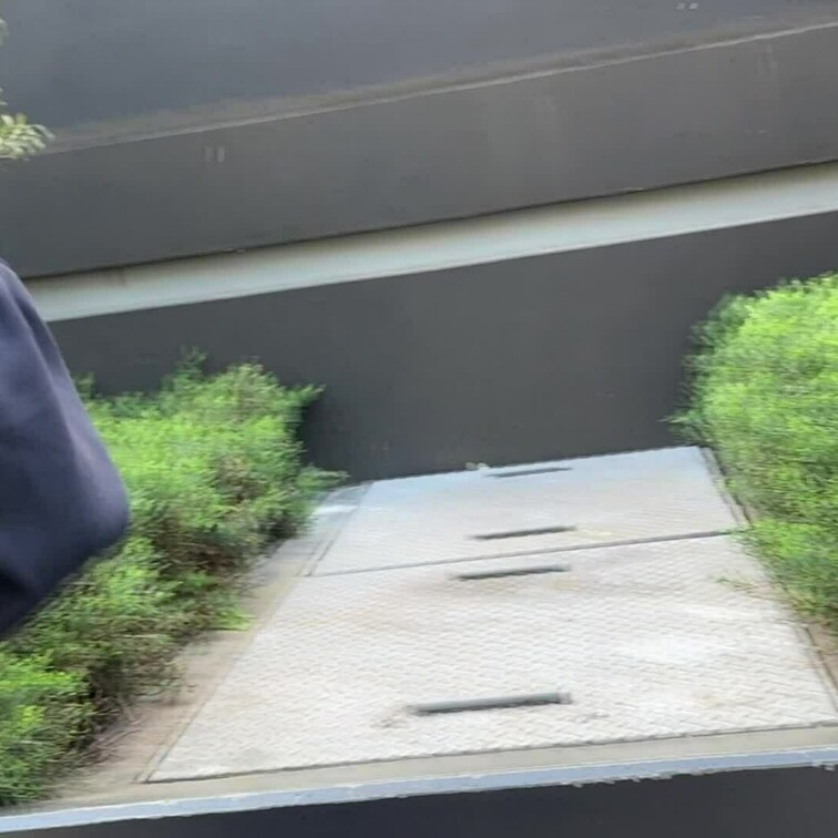 口にも中にも無許可発射。すごいナマイキな塩対応なセーラー服ちゃんに円であってしまいました…。
ただやっぱり可愛いし、結