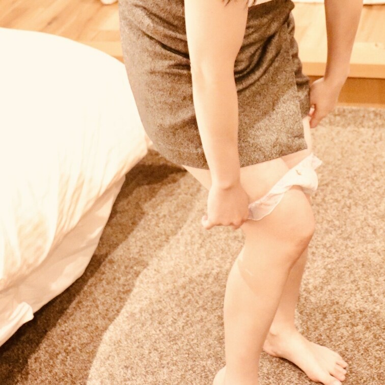 ちがう、濡れたんじゃなくて😳

パンツ履き替え途中に入室しちゃったワンカット🤭