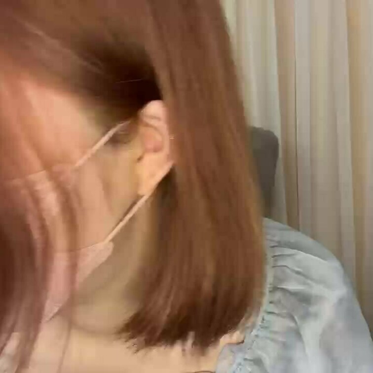 【みれい 20 歳】

みれいさんのライブ配信動画です
生配信 だと、1 回の有料配信を視聴すると、おおよそ平均 