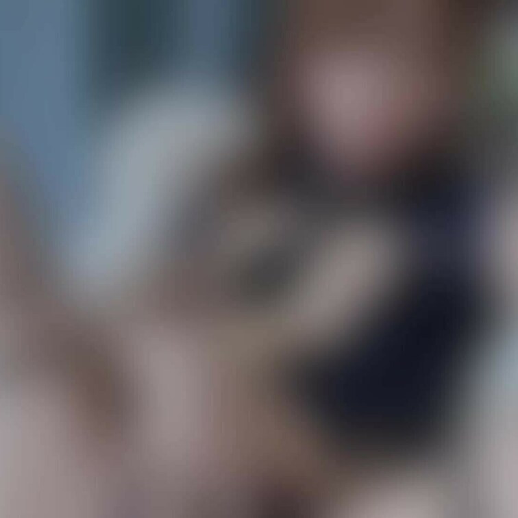 乳首触ってたら下が寂しくてクリ触ってたら
布越しからでも感じちゃう🫣💭💗