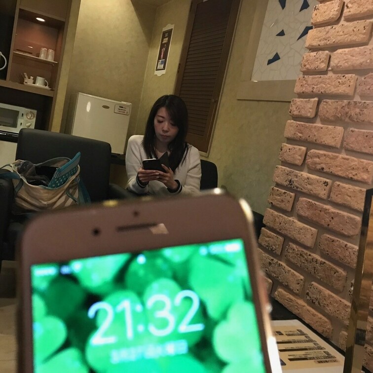 素人さんとリアリティある日常の
作品を動画で紹介しています。

出会い系アプリや位置情報からの
コミュニティアプ