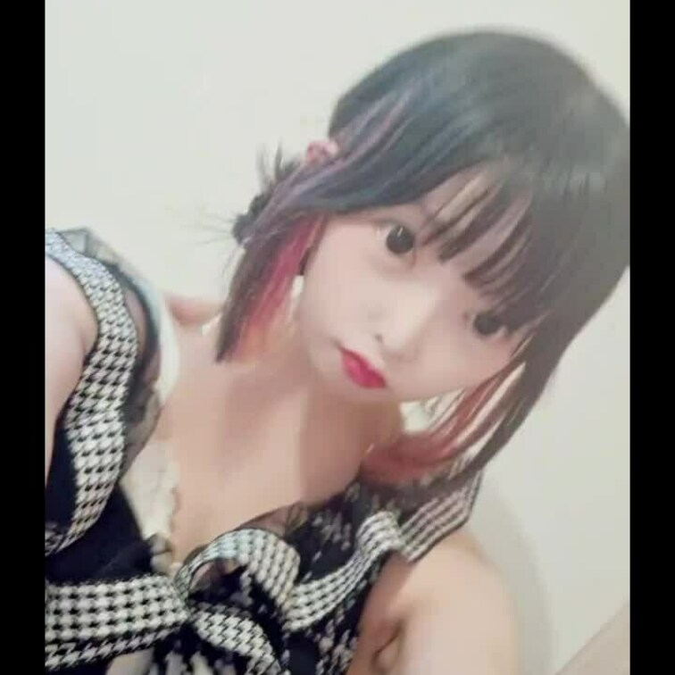 タンポンオナニー🩷

顔も写ってます！
