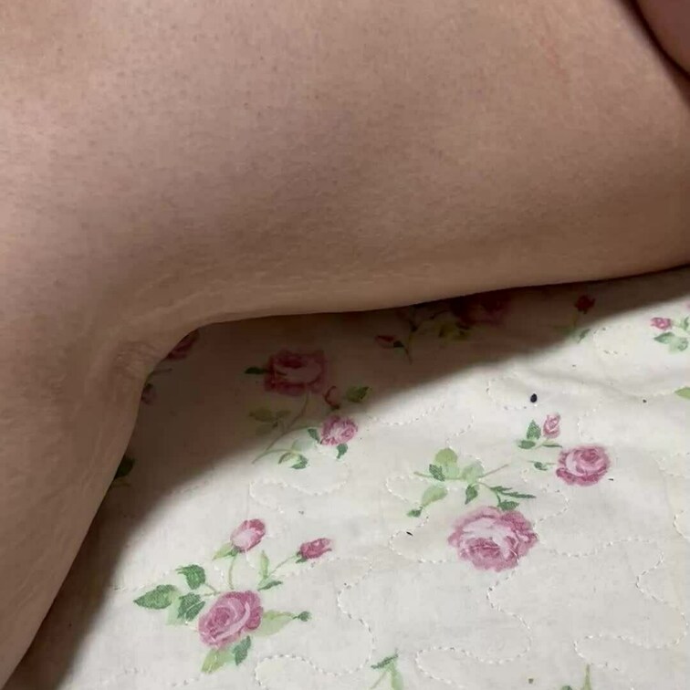 マンコ見える？