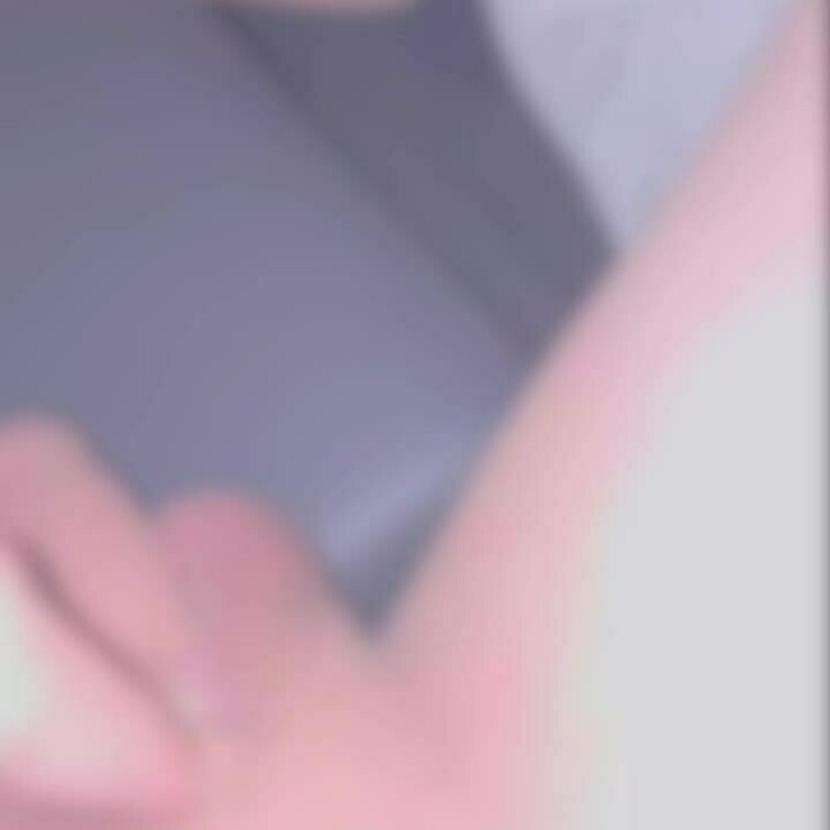 人妻さんに車でフェラしてもらいました。
旦那さんを男として見れなくなって浮気しまくってる変態人妻さんです
大学生の○