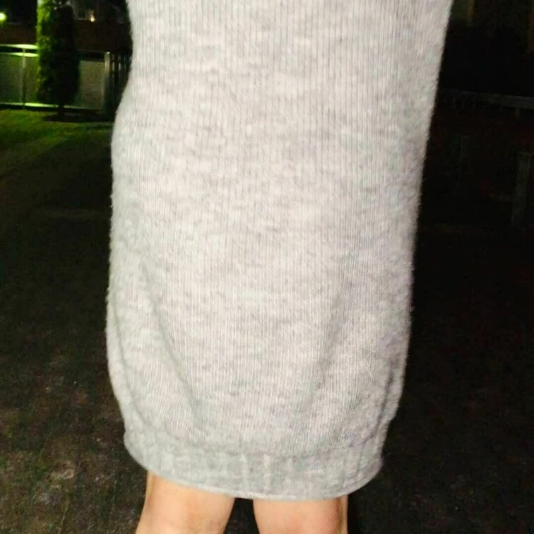 オレンジのTバックは夜道でも目立つよね^ - ^
そんなお尻散歩🍑