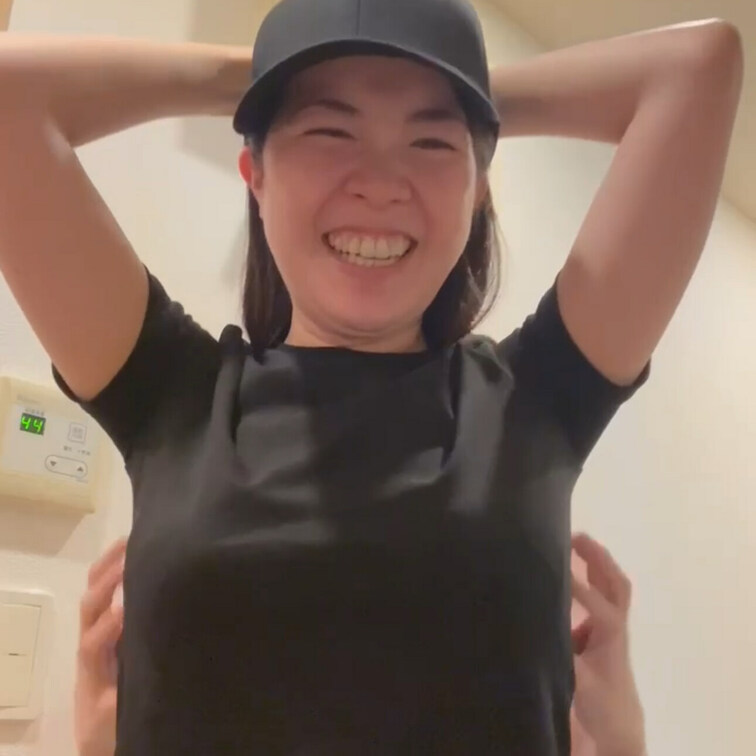 皆様お久しぶりです！
動画の更新が遅くなってしまって申し訳ございません。
今回のくすぐり動画はこちらです👍

是