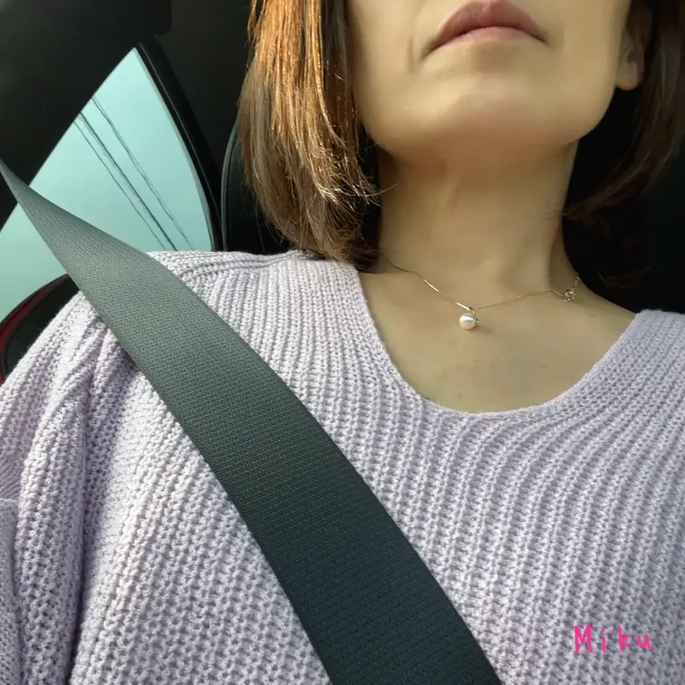今日はお出かけ🥰🚗
外は暑そう。。。
密室の車内で開放しちゃおうかな😍🤭💕