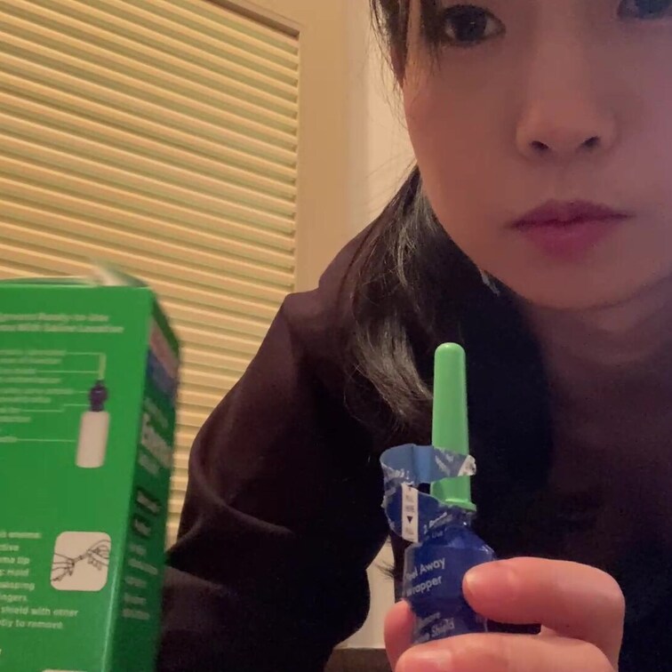 ⚠️【豪華VIP見放題∞】に含まれています。

アメリカの友人にもらった浣腸をします。