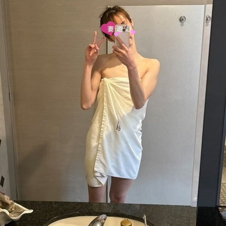 完全貸出される妻💗

僕が最初に立ち会って紳士的だった男性には、希望されれば２回目以降は僕不在で完全貸出しをしていま