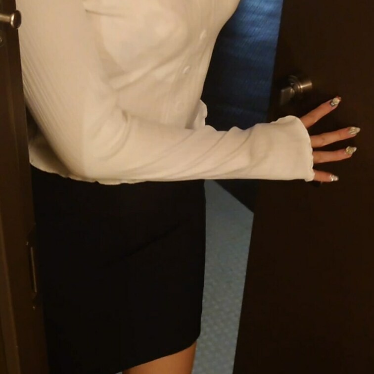 7/26 19:00からダウンロードリンク付きで配信！

26歳鼻フックOL　RIKA　初めての寝取られ部屋でサーク