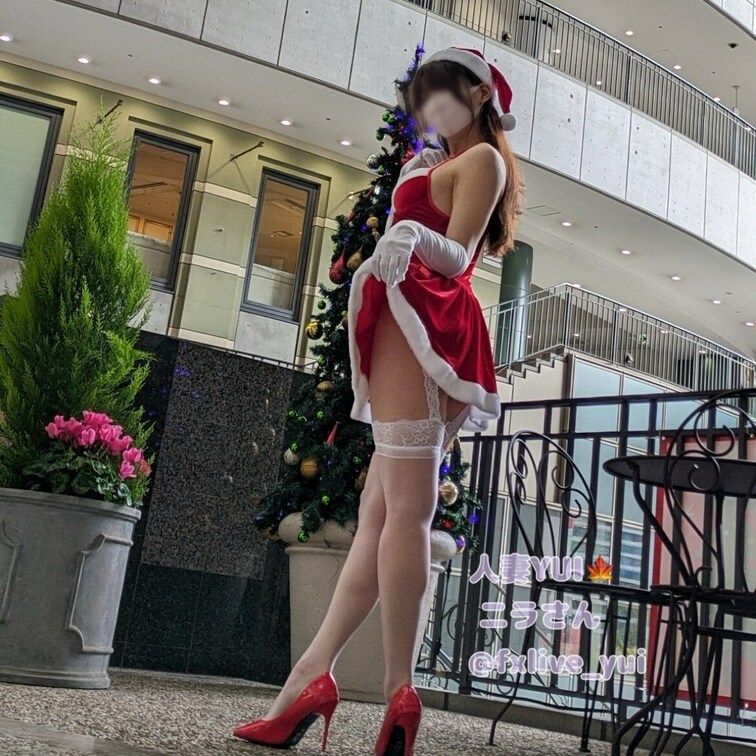 MerryX'mas🎄🎅✨
どこかチラ見えしてるところがあるかも…🫣