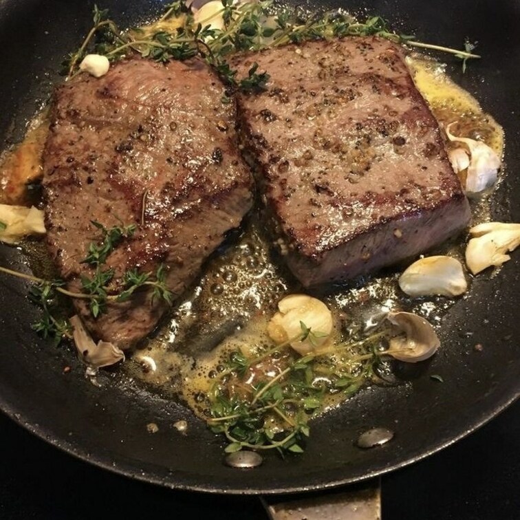 筋肉痛なので今夜はお肉焼きました❤️😂