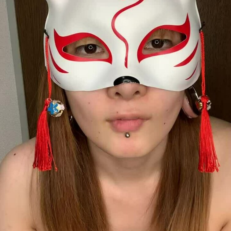 鼻フック。