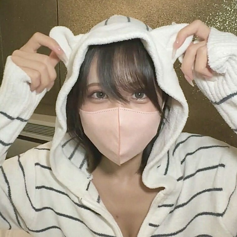 部屋着の西野さん☆
https://myfans.jp/posts/254401fb-69ab-488c-b96d-9