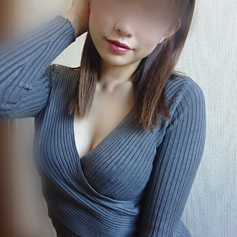 今日は授業参観でした♥ 
スカート短かったからかなり気にしてた⁽⁽꜀(>д<꜀ )՞՞ いつまでも可愛いママでいたいわ