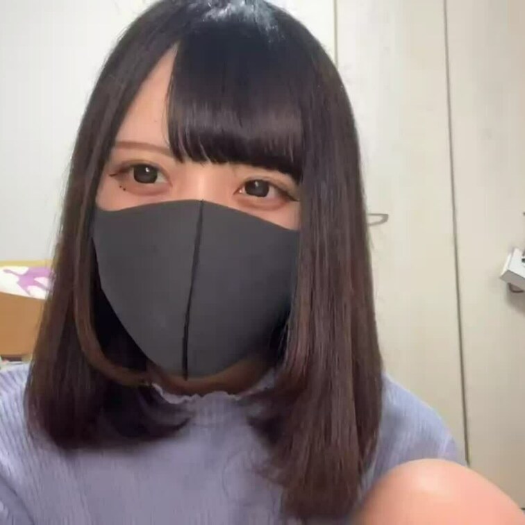 【りん 18 歳】

りんさんのライブ配信動画です
生配信 だと、1 回の有料配信を視聴すると、おおよそ平均 5,