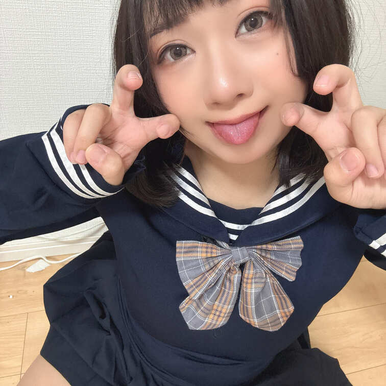 お○○○ちゃん私と遊んでください♥️暖かいめで見守ってね？