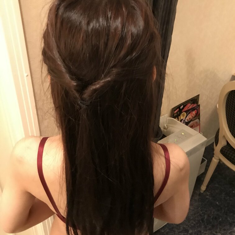 プレイ前のハーフアップを激写✨