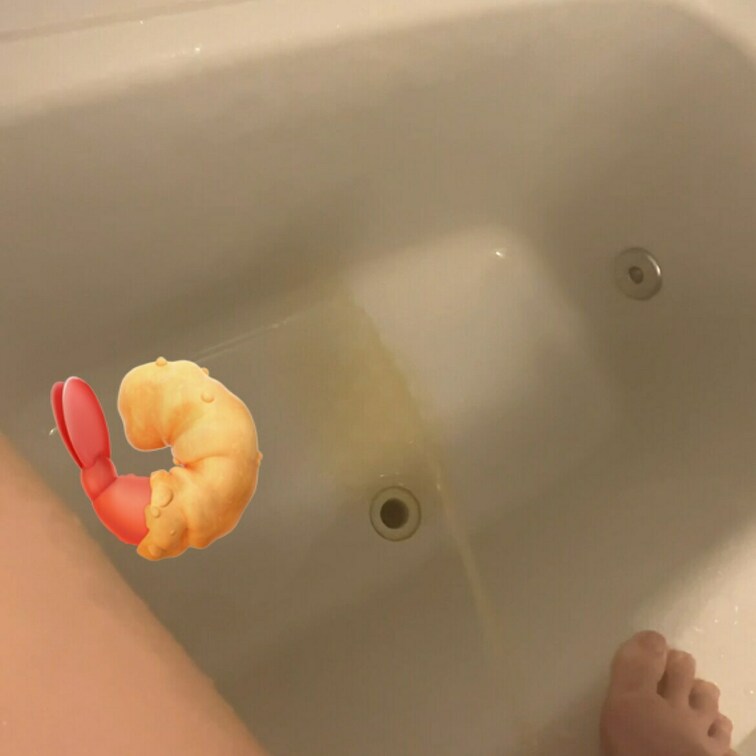薄 モザ🤭浴槽おしっこ💕