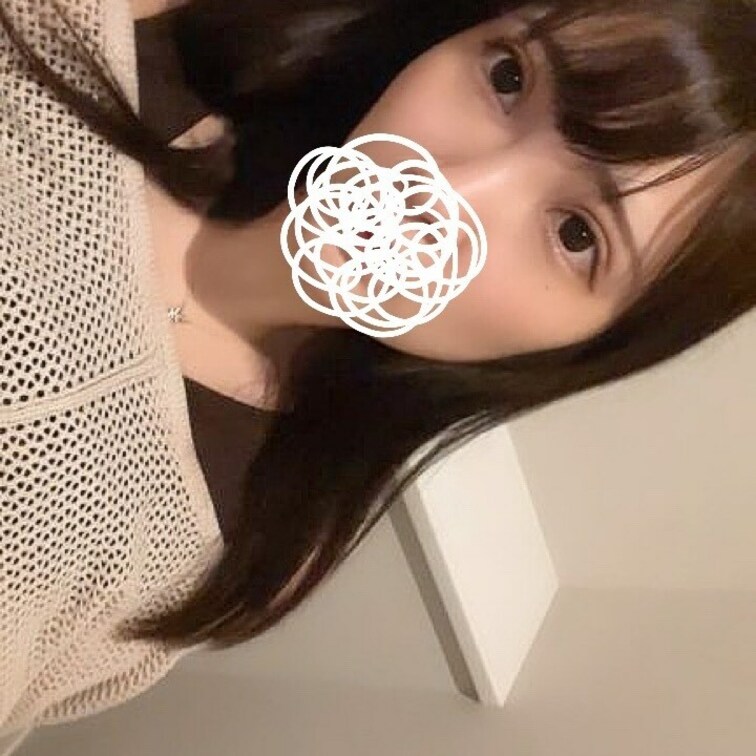 【素人】お○○○さん系美女のオナニー_大胆な乳もみクリ弄りで連続イキ
