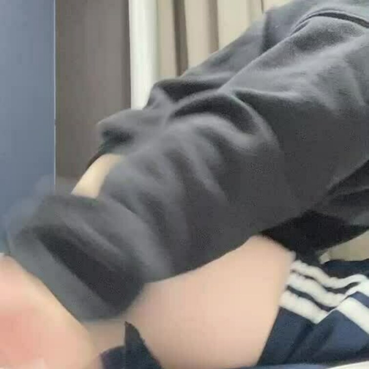 お尻の穴触ってみたよ(>_<)