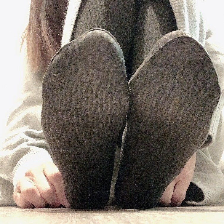 チャコールグレ〜タイツ😚