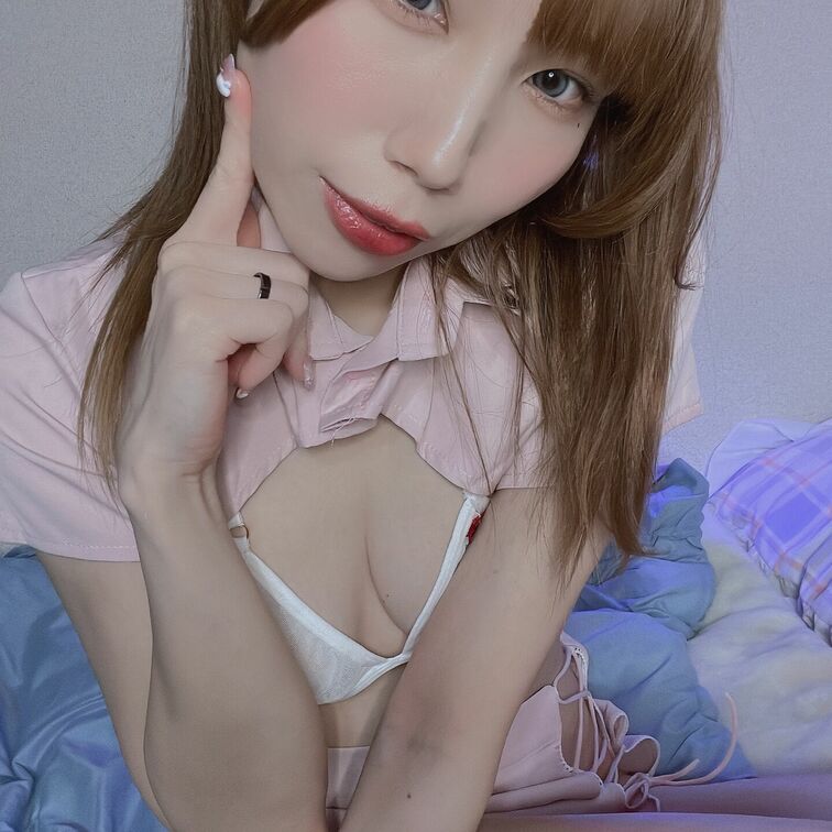 うっすいビキニ越しが気持ち良すぎて
すぐ濡れちゃう🫣💭💗