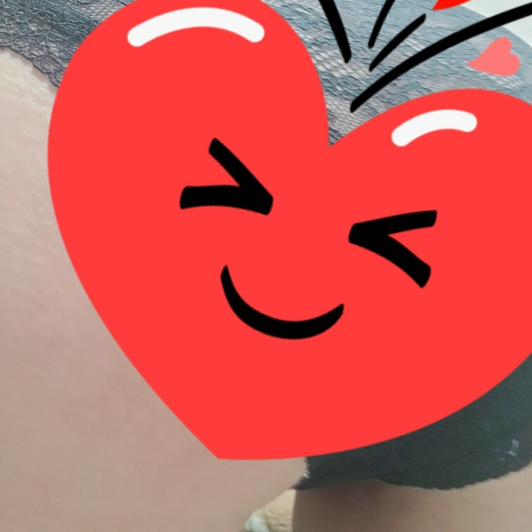 人妻のおしり♡
好きな人いるかな？