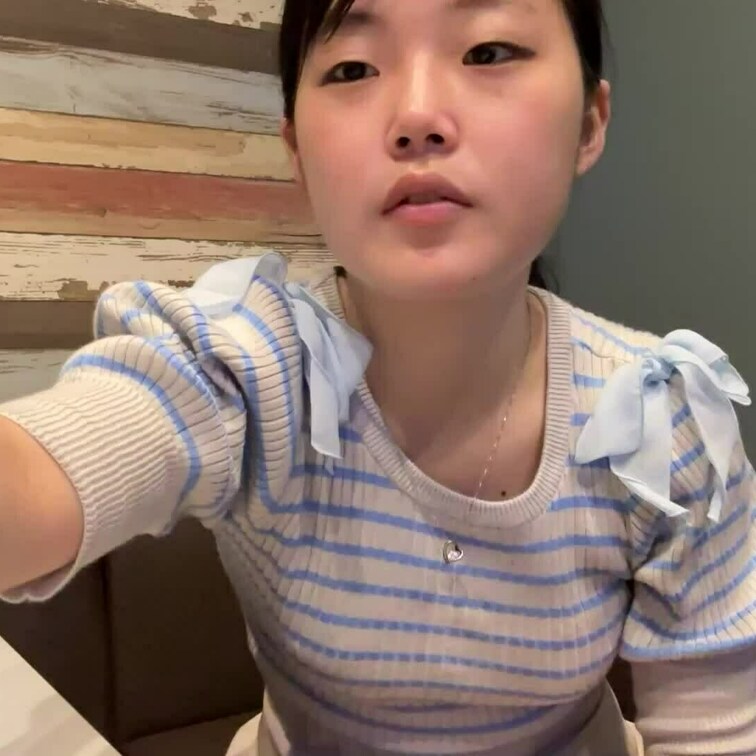 単品販売

「カラオケでオナニーしちゃいました#2 ゆいなちゃん(20歳)」

今回の変態さんは純朴そうな見た目