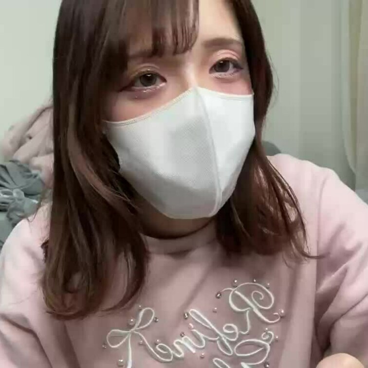 【みれい 20 歳】

みれいさんのライブ配信動画です
生配信だと、1 回の有料配信を視聴すると、おおよそ平均 5