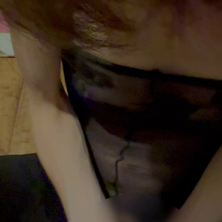 続きです。
エロタイツでしこしこしてもらってます。

X投稿するので、短め動画ばかりでごめんなさい！
