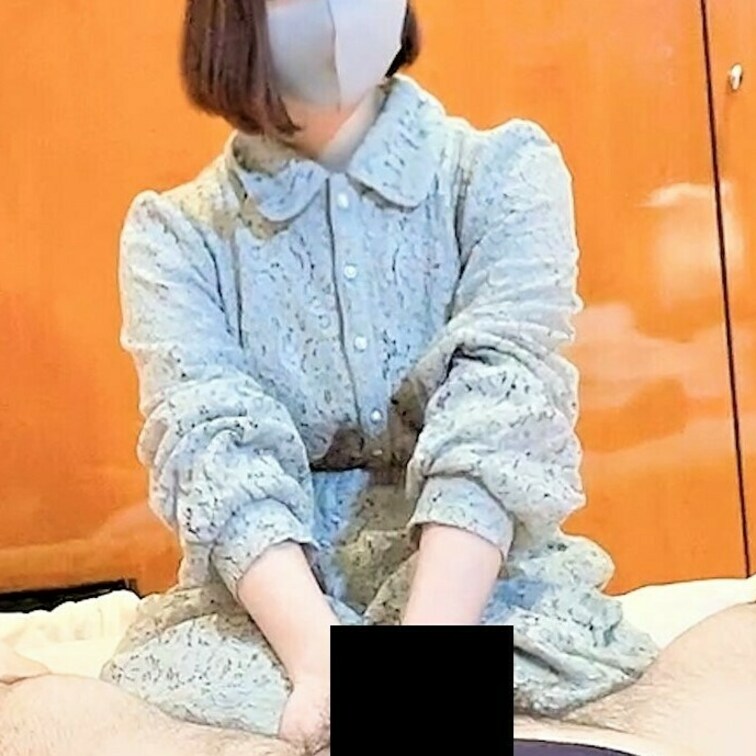 手コキ、フェラ、スマタ講習【新人OL】女の子っぽさ全開のガーリー系OLさんにガチ恋です。膣の締りが良すぎてゴム外れからの