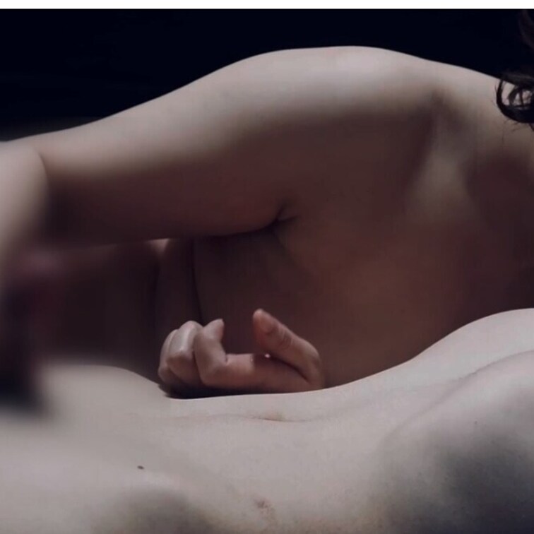 初投稿！
 ドSお○○○さんに搾りとられる動画です♡
 最後は手コキでフィニッシュ！
 
 #お○○○さん　手コキ　M男