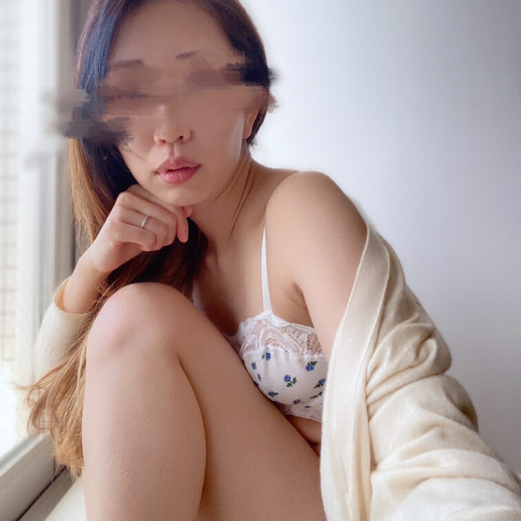おはよございます♡
Twitterがシャドバンになってるのでしばらくはmyfansだけ投稿してきますヨロ(`・ω・´)