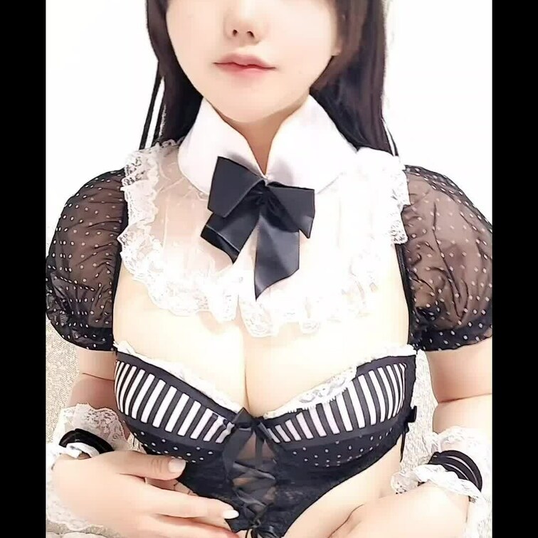 目を離すと一人でエロいことしかしてないメイド🙋
最後はアへピース✌️
かなみGcup😍