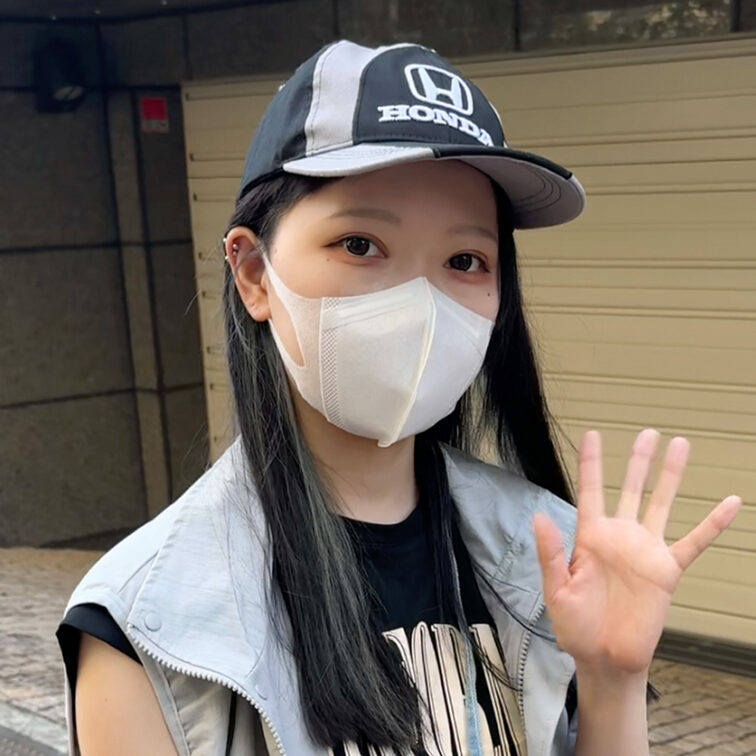 #174【YUKINO 19歳】
今回ストリートスナップに協力してくれたのは、個性的な服をサラリと着こなすYUKINO