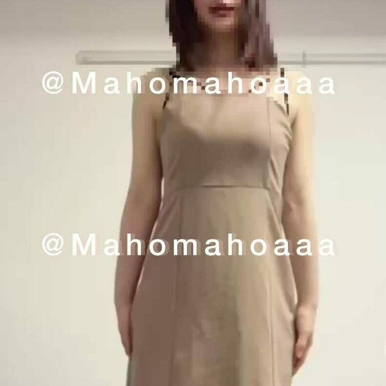 服の下は・・・🤍腰ふりガニまたオホ声変態オナニー🤍