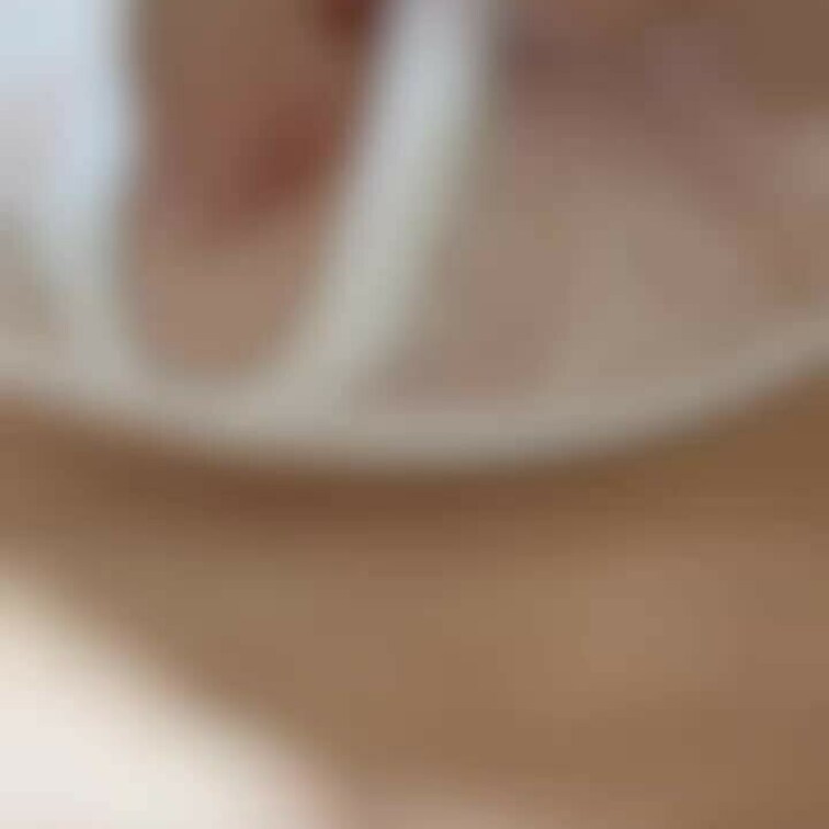 ちくびを上に…