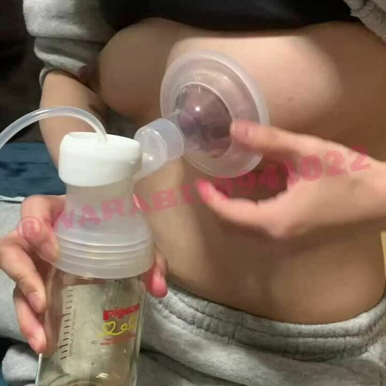 搾乳器でお乳搾ってみた❤️