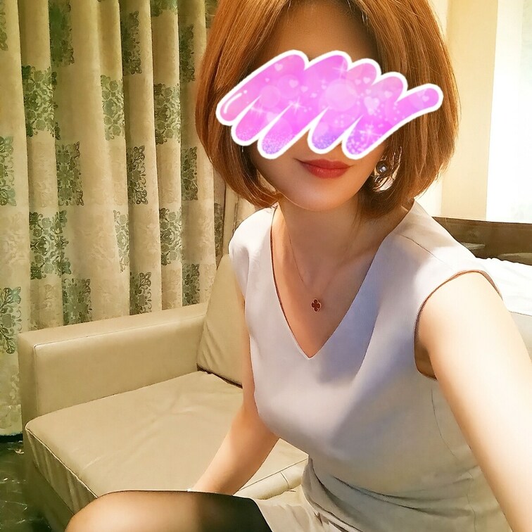 THE女王様なボンデージやSaluteのセクシーランジェリーより、私服で虐められたい派のマゾと遊ぶ時はこんな感じ💡⠜
