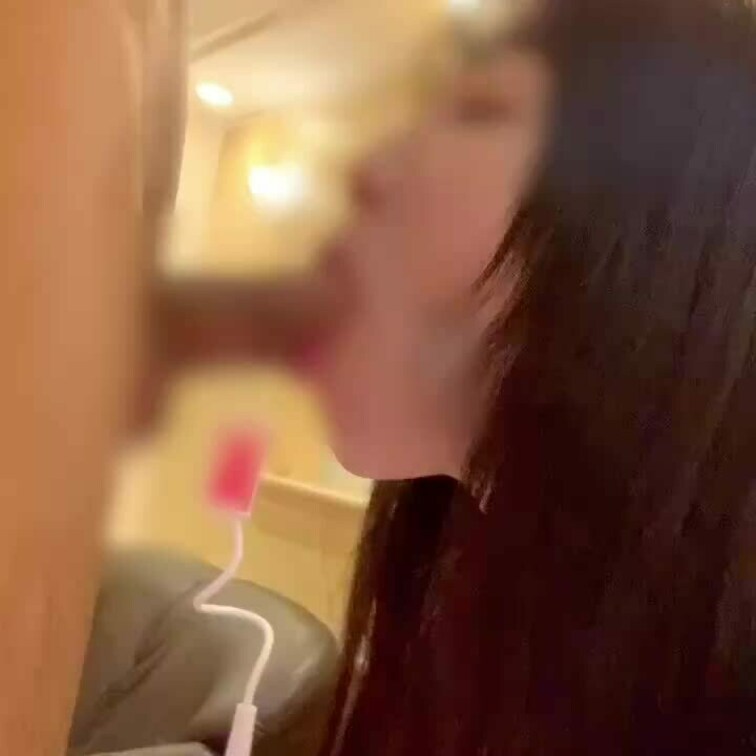 20歳色白美女ちゃんねっとりフェラ