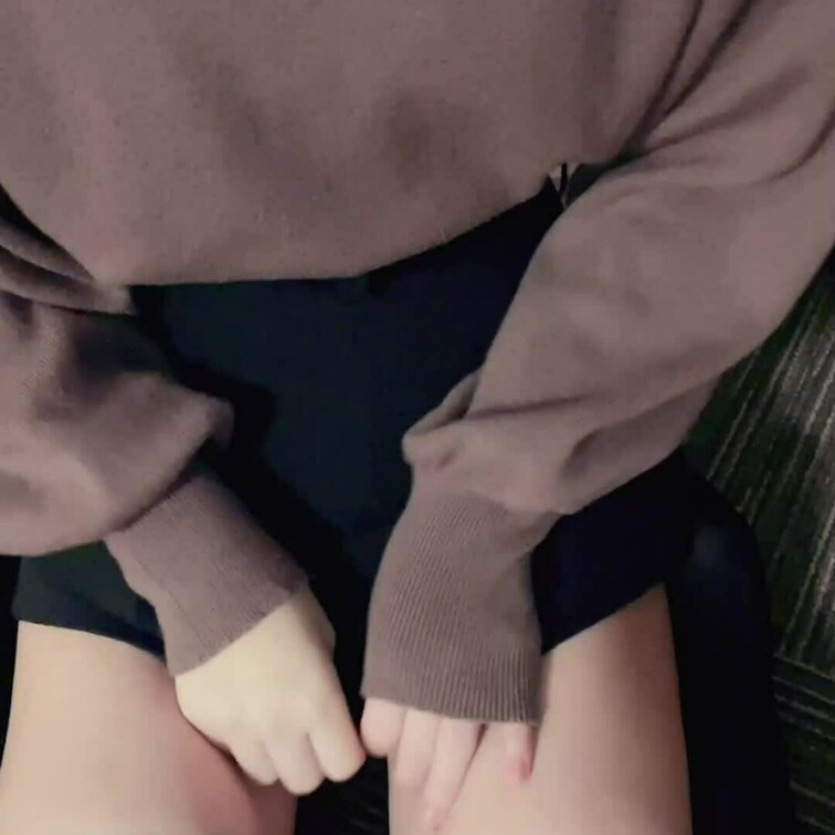 無料プレゼント🎁ち◯び画像、くぱあ動画、ピストンマシンおなにーなどを期間限定で無料プレゼントします㊙️

公式ライン