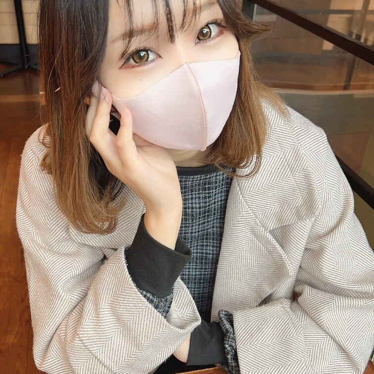※お気に入りの顔なら「いいね♥」「ブックマーク▼」お願い致します。またハメ撮りしてくる基準に致します。

▼本編はこ