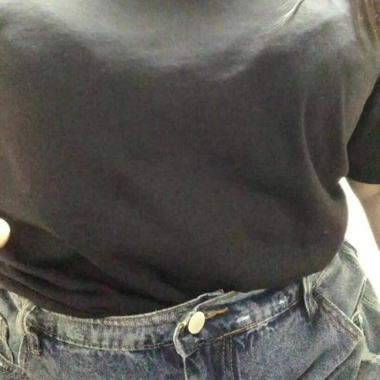 おっぱいさわさわしてみたい？
